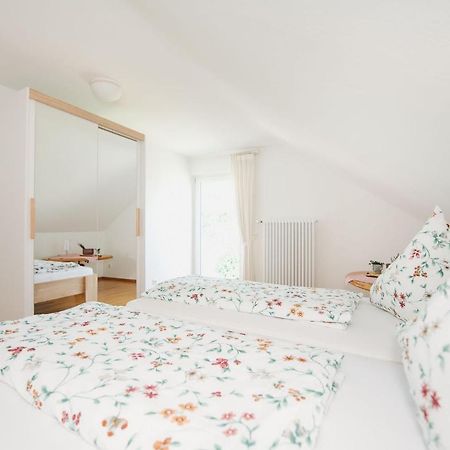 Ferienwohnung Menzer Am See Енінген Екстер'єр фото
