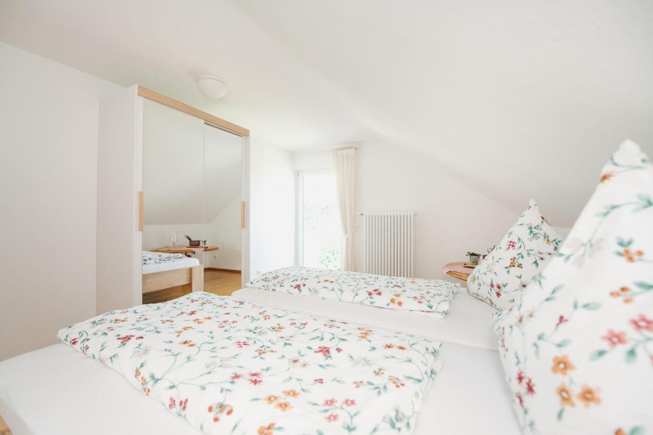Ferienwohnung Menzer Am See Енінген Екстер'єр фото